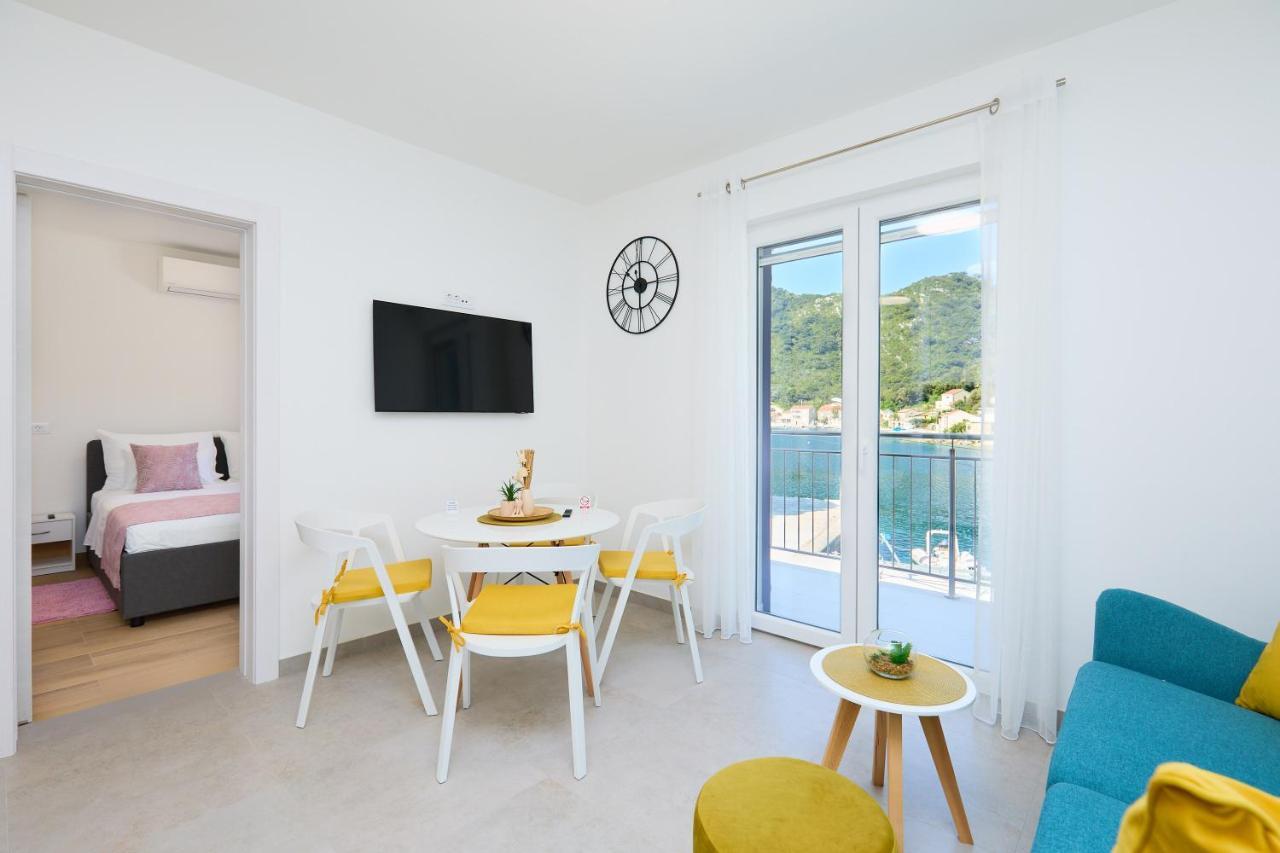Green Lantern Apartments Okuklje Kültér fotó