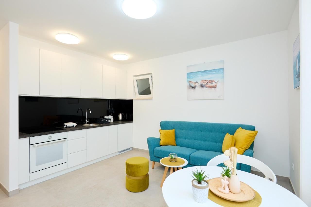 Green Lantern Apartments Okuklje Kültér fotó